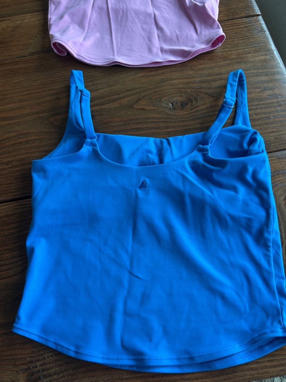 Bundle of Vitality Cloud II Scoop Tanks - Picture 2 of 3